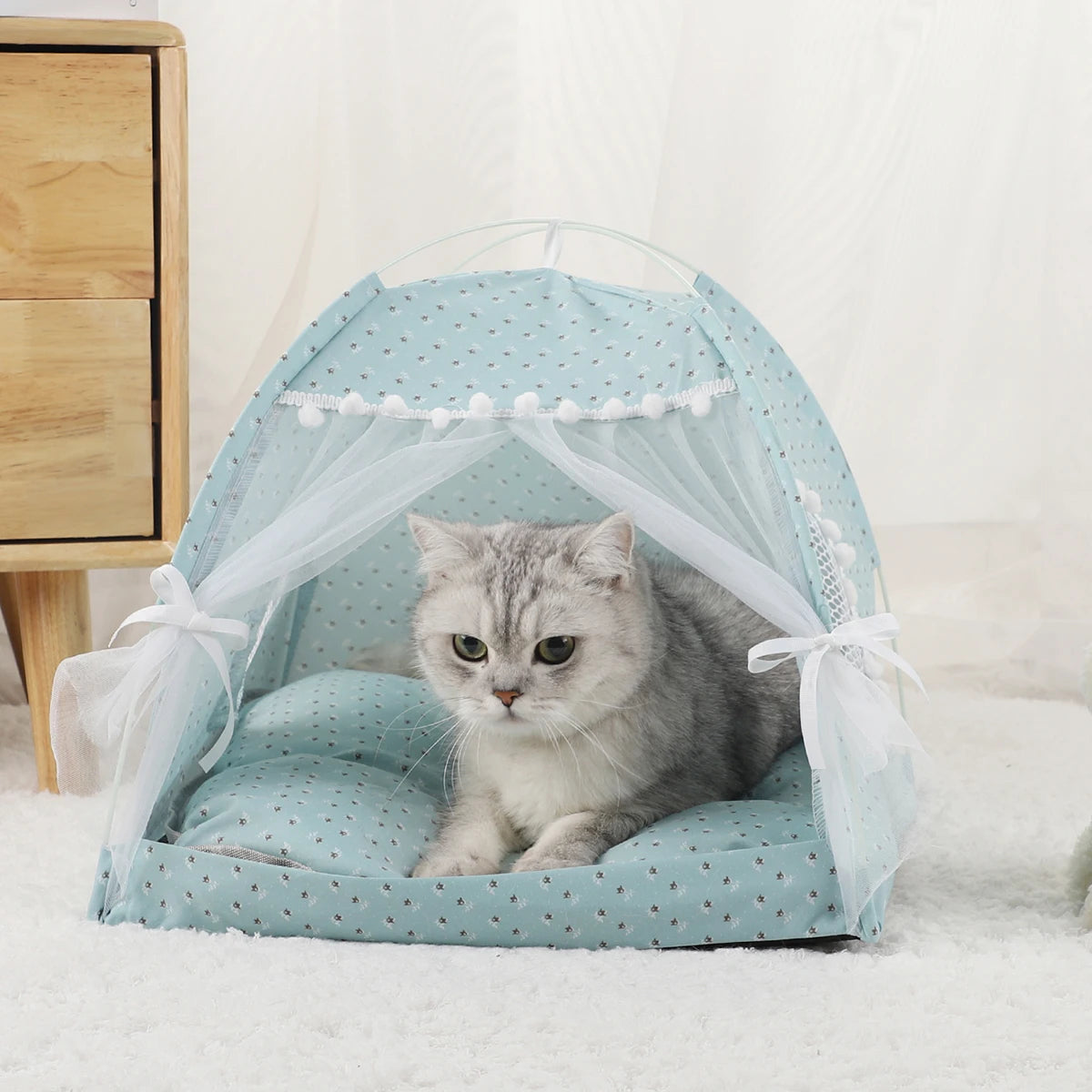 Warm Clamshell Cat Tent Bed